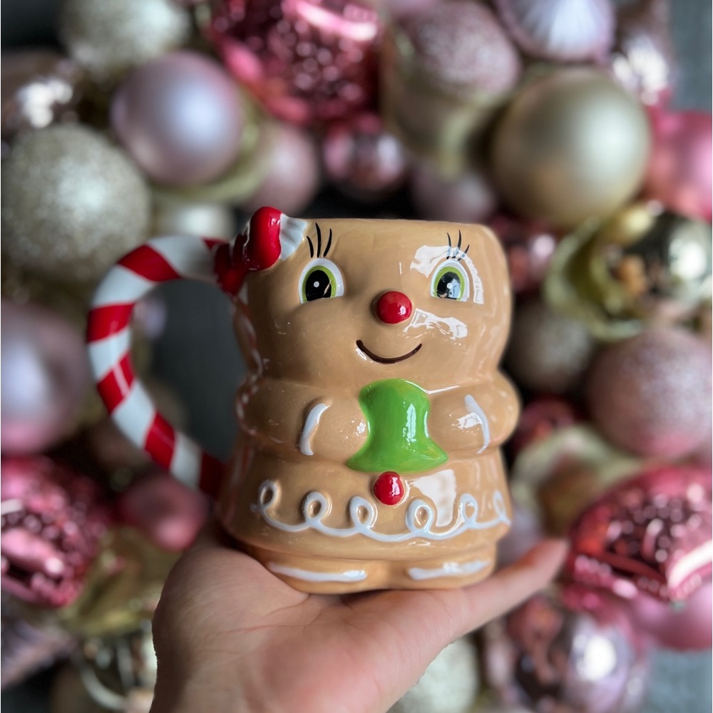 ✨NEW🎄At Home Gingerbread Boy and Gingerbread Girl Mug Set🎁 - Picture 2 of 16
